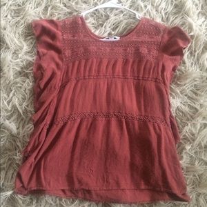 Short sleeve flowing shirt